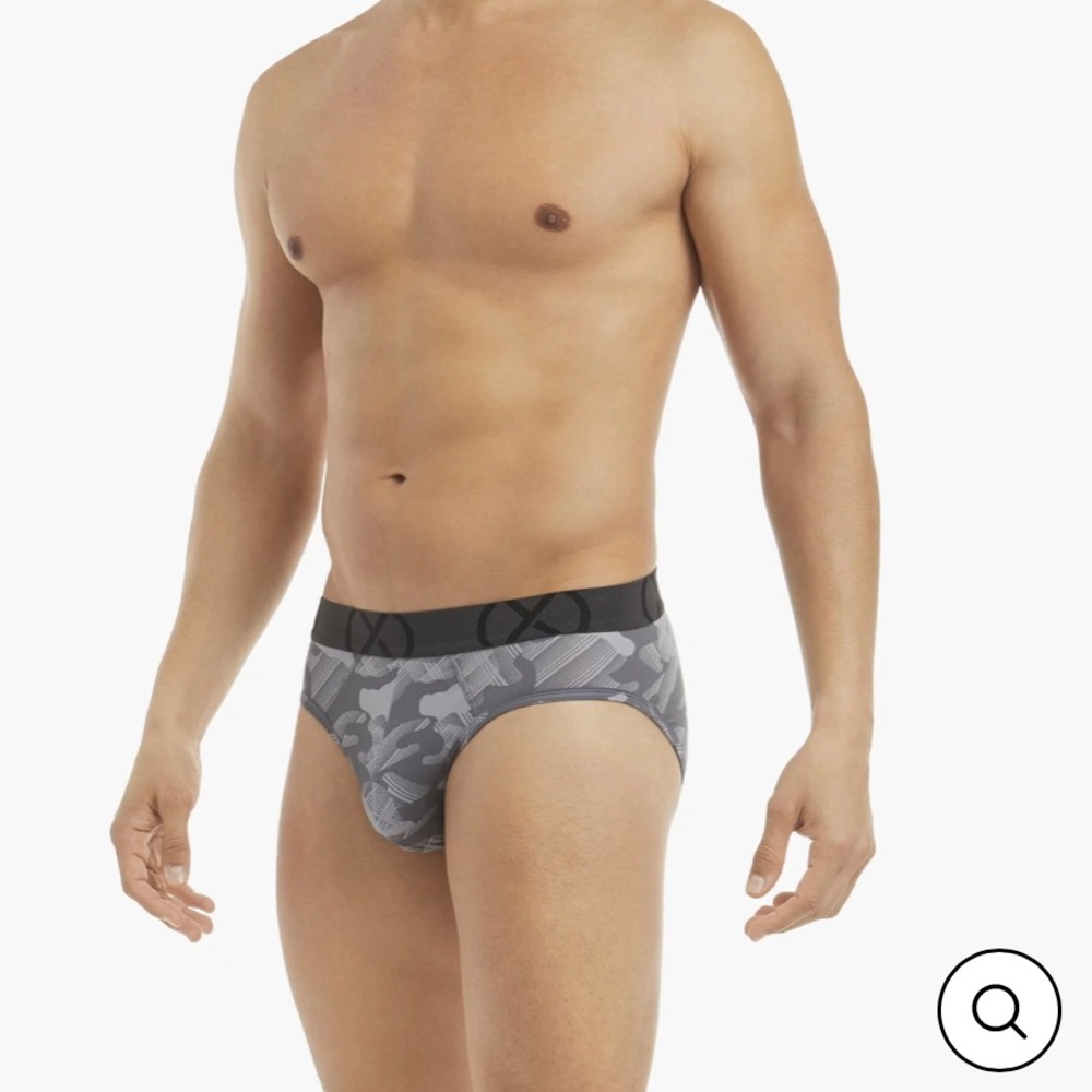BRAND NEW 2xist No Show Brief
